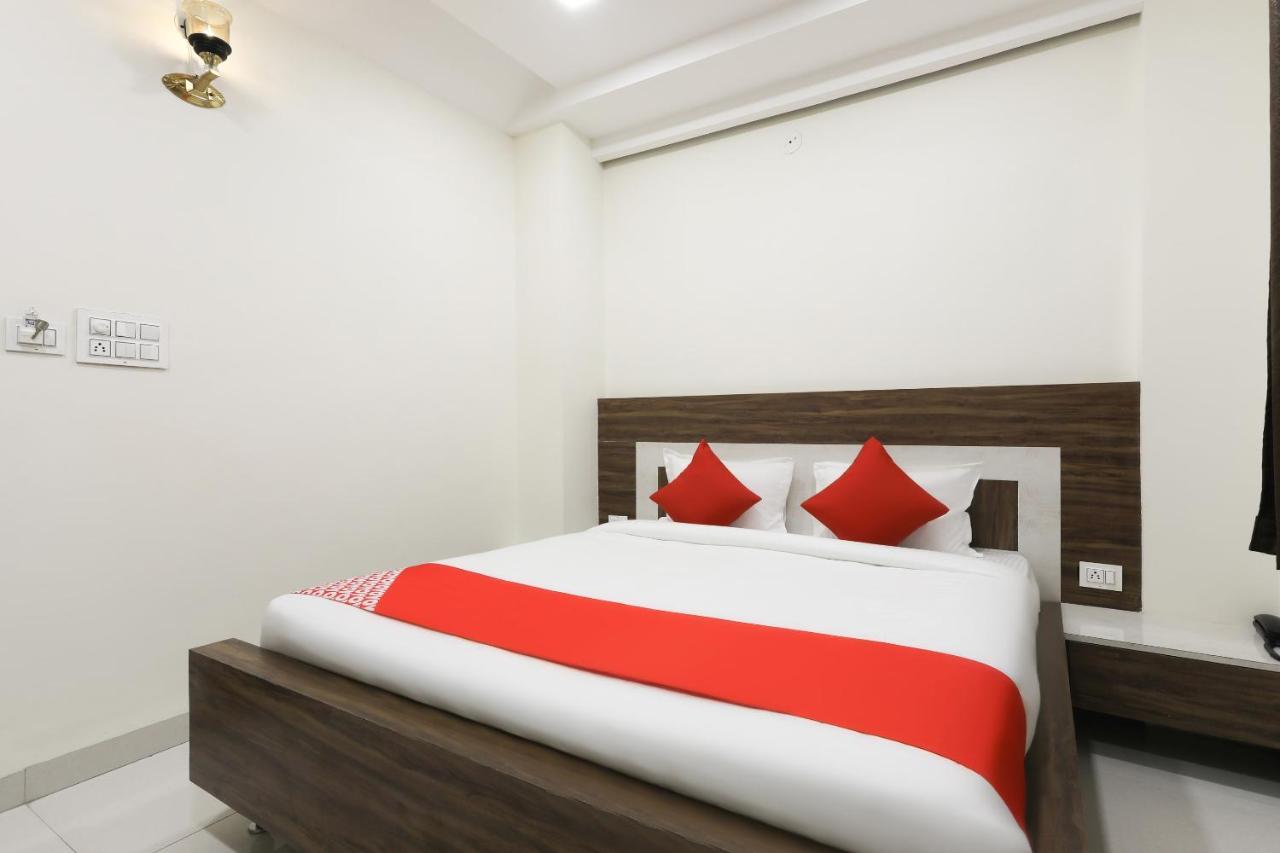 Hotel Oyo 60577 Sukhmani Residency Indore Exterior foto