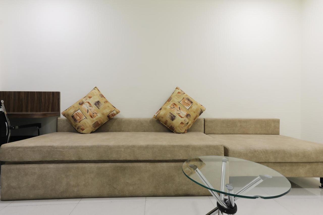 Hotel Oyo 60577 Sukhmani Residency Indore Exterior foto